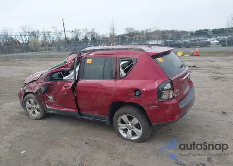 2016 Jeep Compass Sport из США, поврежденный, VIN 1C4NJDBB6GD690414